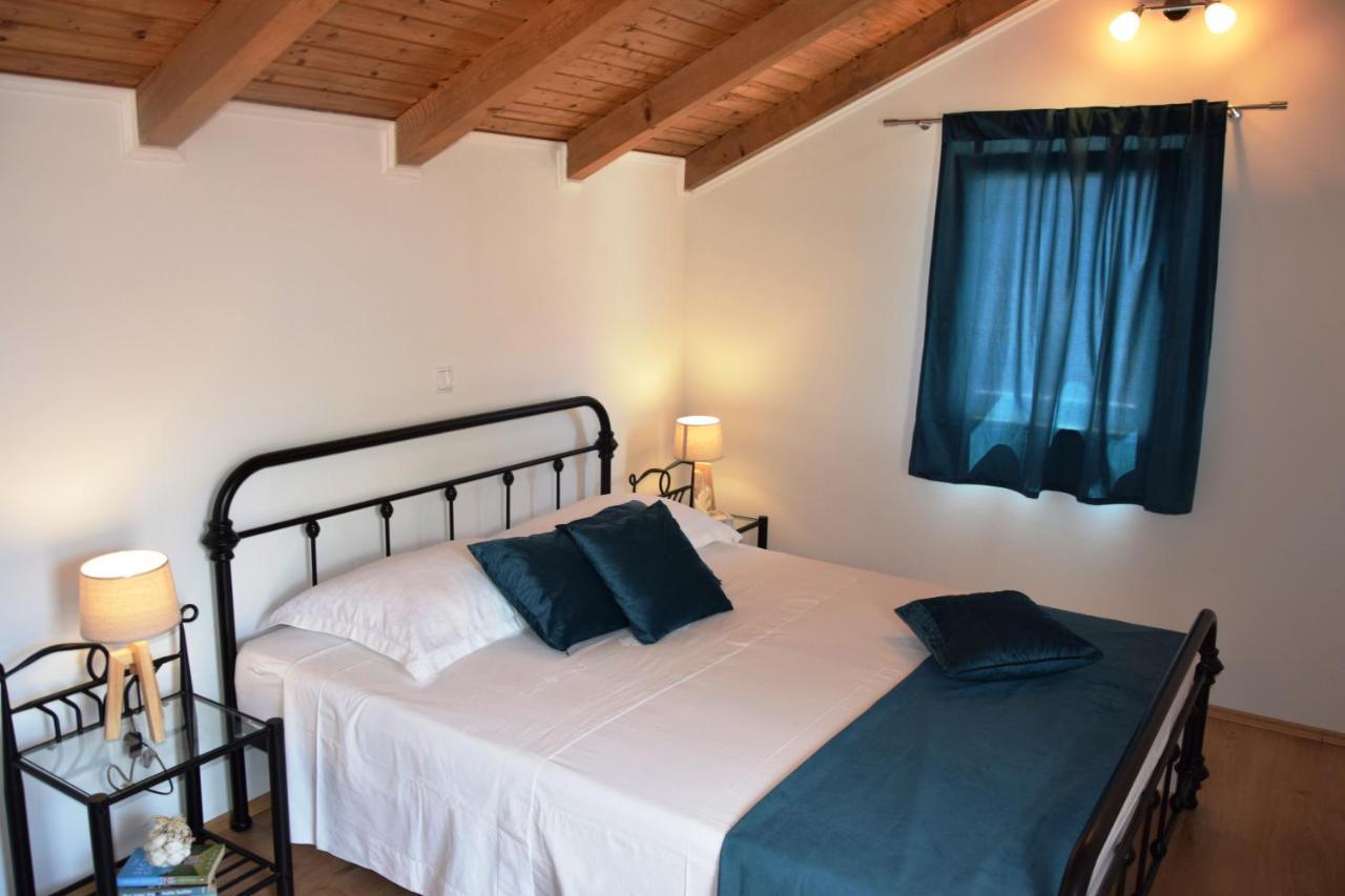 Villa Marta'S - Marta I Trogir Eksteriør billede