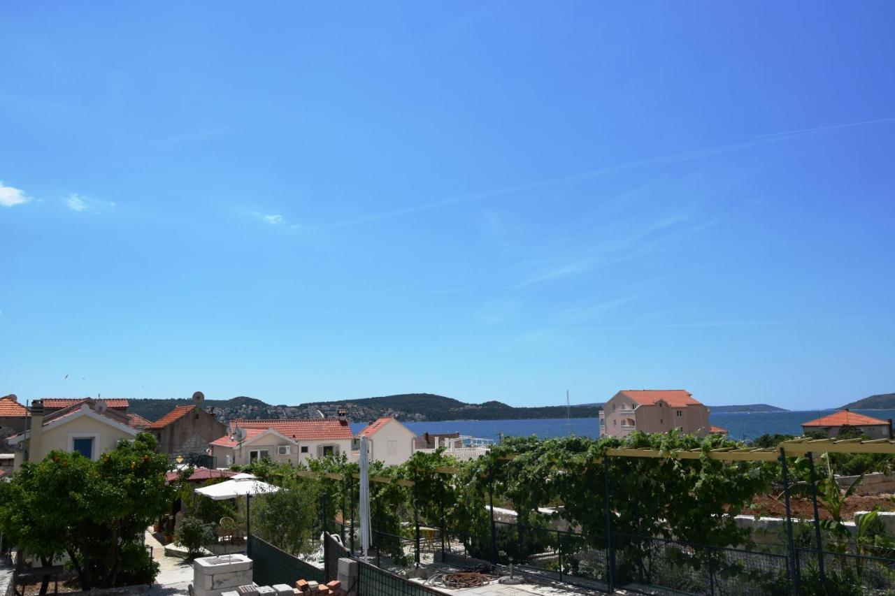 Villa Marta'S - Marta I Trogir Eksteriør billede